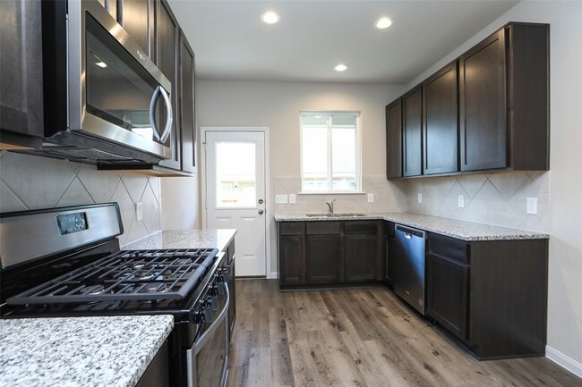 Building Photo - 2528 Westslope Dr