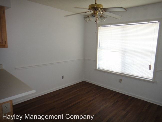 Building Photo - 3 br, 2 bath House - 216 Rosalie Court