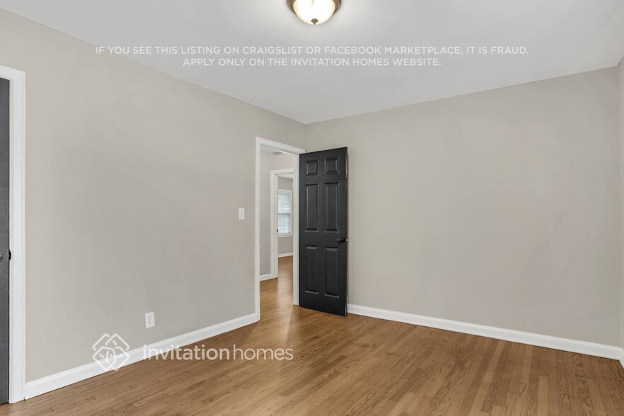 Building Photo - 2182 Keheley Dr
