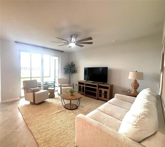 Building Photo - 12140 Wellen Golf St