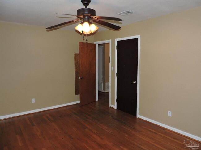 Building Photo - 8220 Excelsior Dr