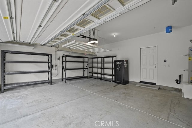 Building Photo - 9670 Pine Orchard St