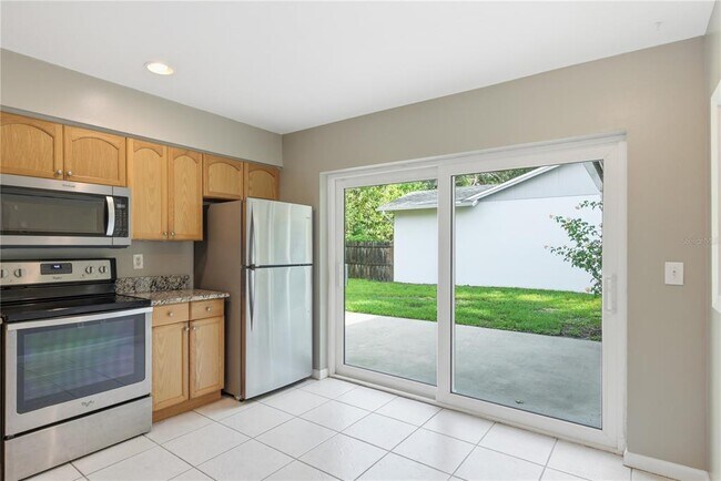 Building Photo - 2914 Cypress Green Dr