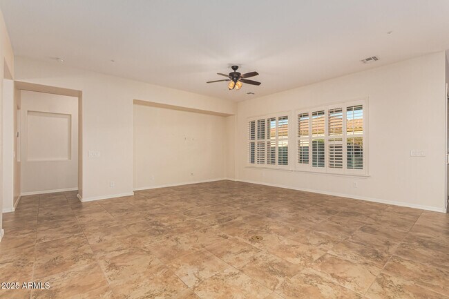 Building Photo - 4721 E Aldea Rd