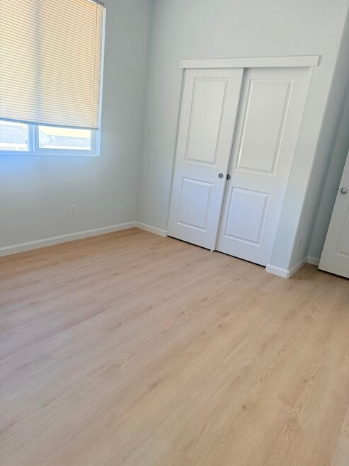 Building Photo - 1505 Nevin Plz