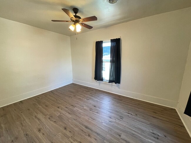 Building Photo - 643 1/2-580-582 State St