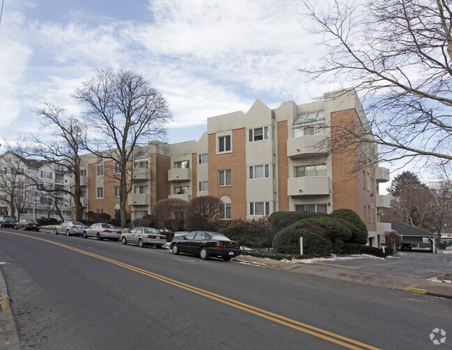 Avalon Glen Stamford Ct Apartment Finder Avalon Glen