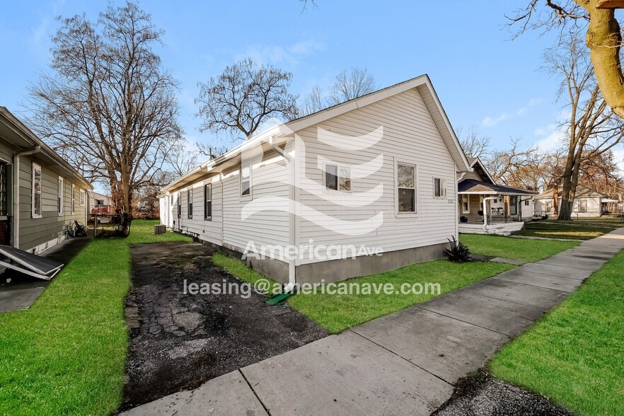 Building Photo - 2322 N Arsenal Ave