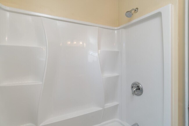 Building Photo - 1706 Colby Dr