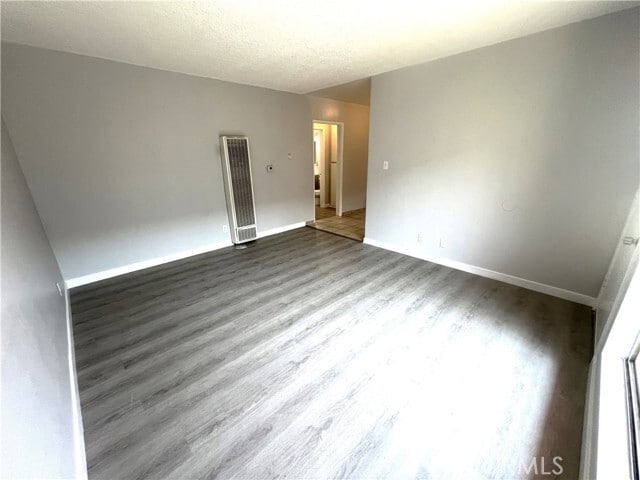 Building Photo - 620 W 82nd St