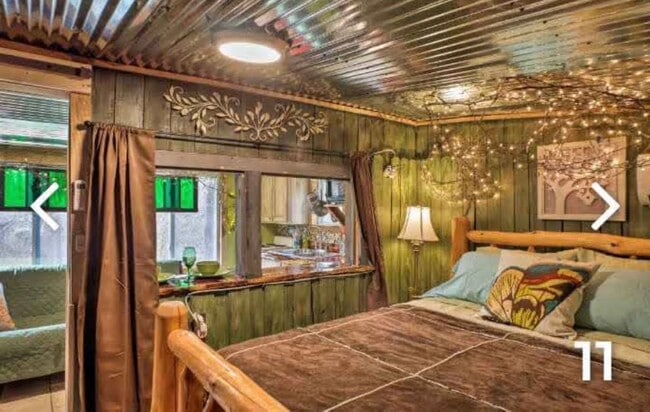 Building Photo - 1 Bedroom, 1 Bathroom - Studio Home on Mossy Creek in Summerville! 1/2 off first months rent!