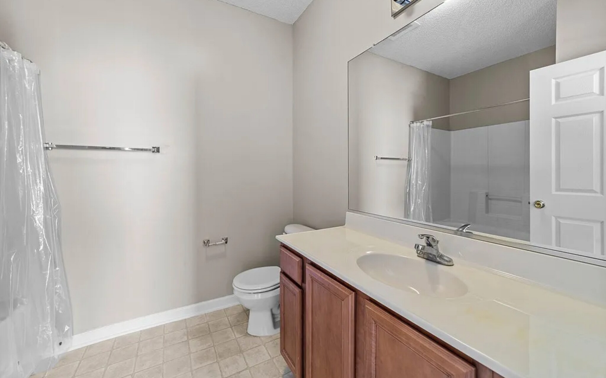 Building Photo - 3015 Winston Dr