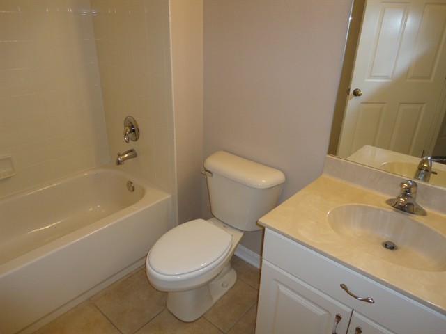 Building Photo - 24600 Victoria Wood Ct