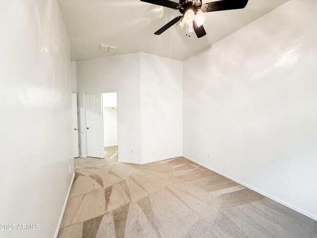 Building Photo - 33438 N 25th Ave