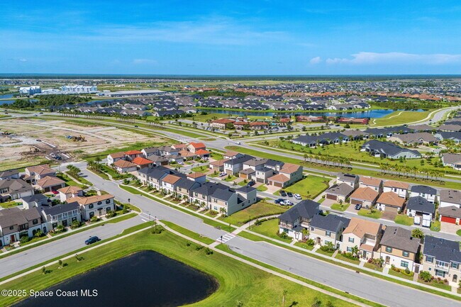 Building Photo - 8110 Allure Dr