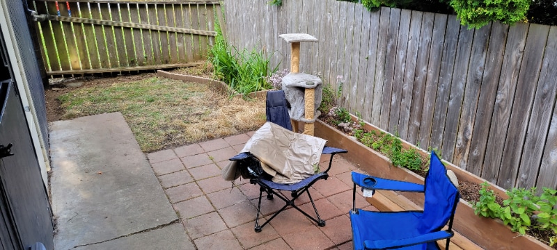 Building Photo - 2201 Happy Ct