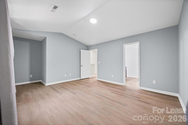 Building Photo - 9612 Brackenview Ct