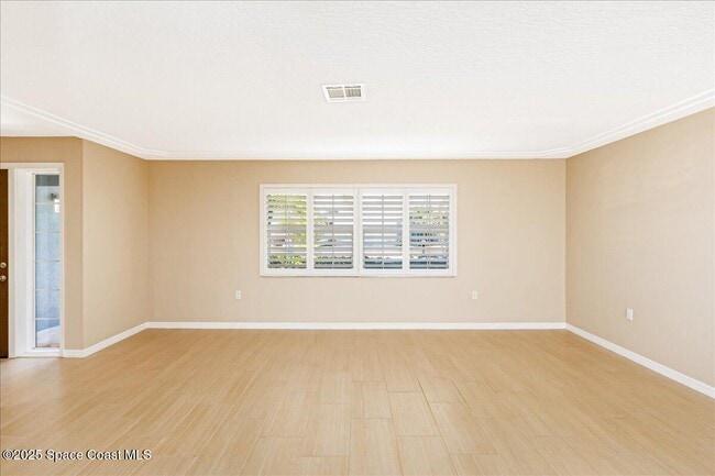 Building Photo - 436 Thrush Dr