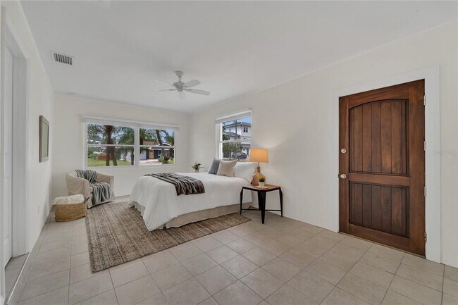 Building Photo - 312 Lagoon Dr