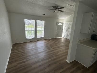 Building Photo - 2104 Gilmer St