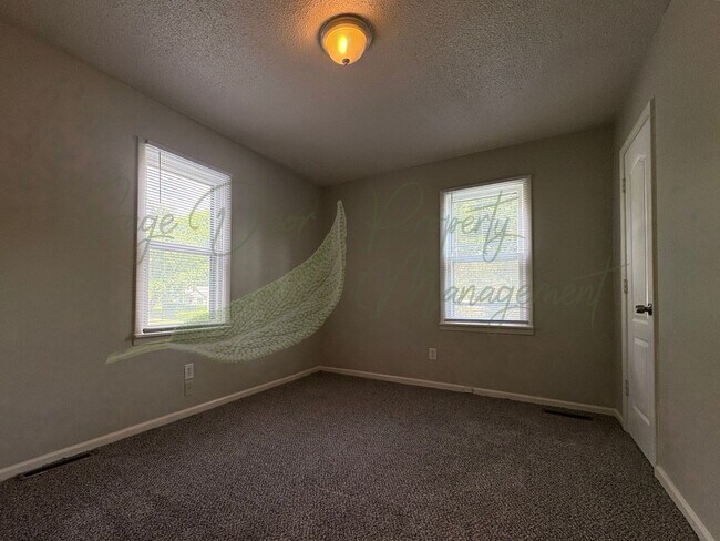 Building Photo - Charming 2 Bedroom Home in Raytown
