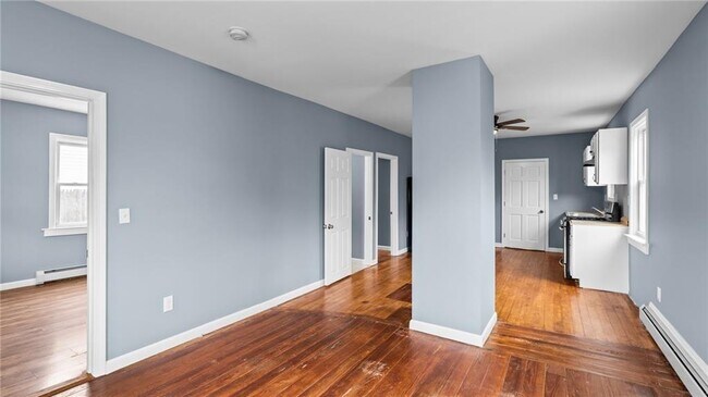 Building Photo - 168 Devonshire St