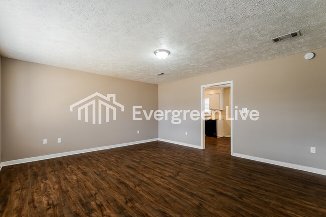 Building Photo - 6153 Floral Dr