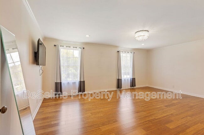 Building Photo - 6999 Tartan Dr