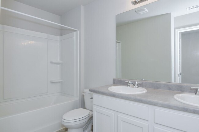 Building Photo - 4 Bedroom Minutes from Fort Eisenhower!