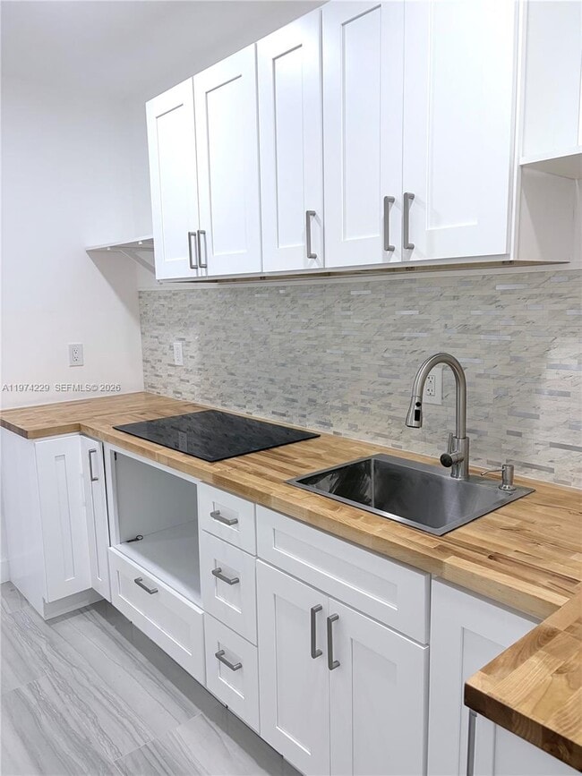 Building Photo - 13723 SW 282nd Terrace