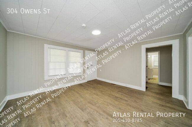 Building Photo - 304 Owens St