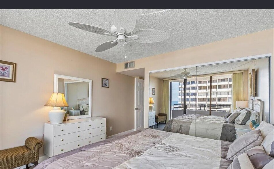 Building Photo - 2828 N Atlantic Ave