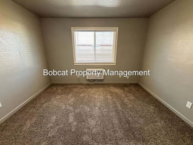 Building Photo - 2590 N Carson St