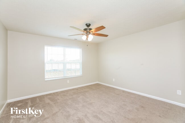 Building Photo - 5846 Wintersweet Ln