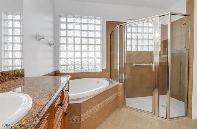 Building Photo - 14077 Lavante Ct