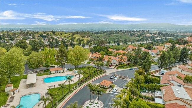 Building Photo - 12160 Crystal Ridge Way