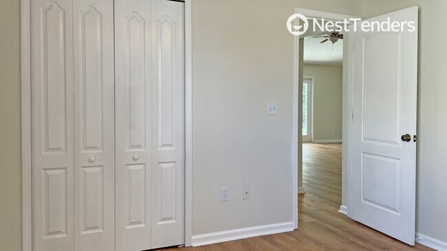 Building Photo - Exceptional Location in Fernandina's Flora...