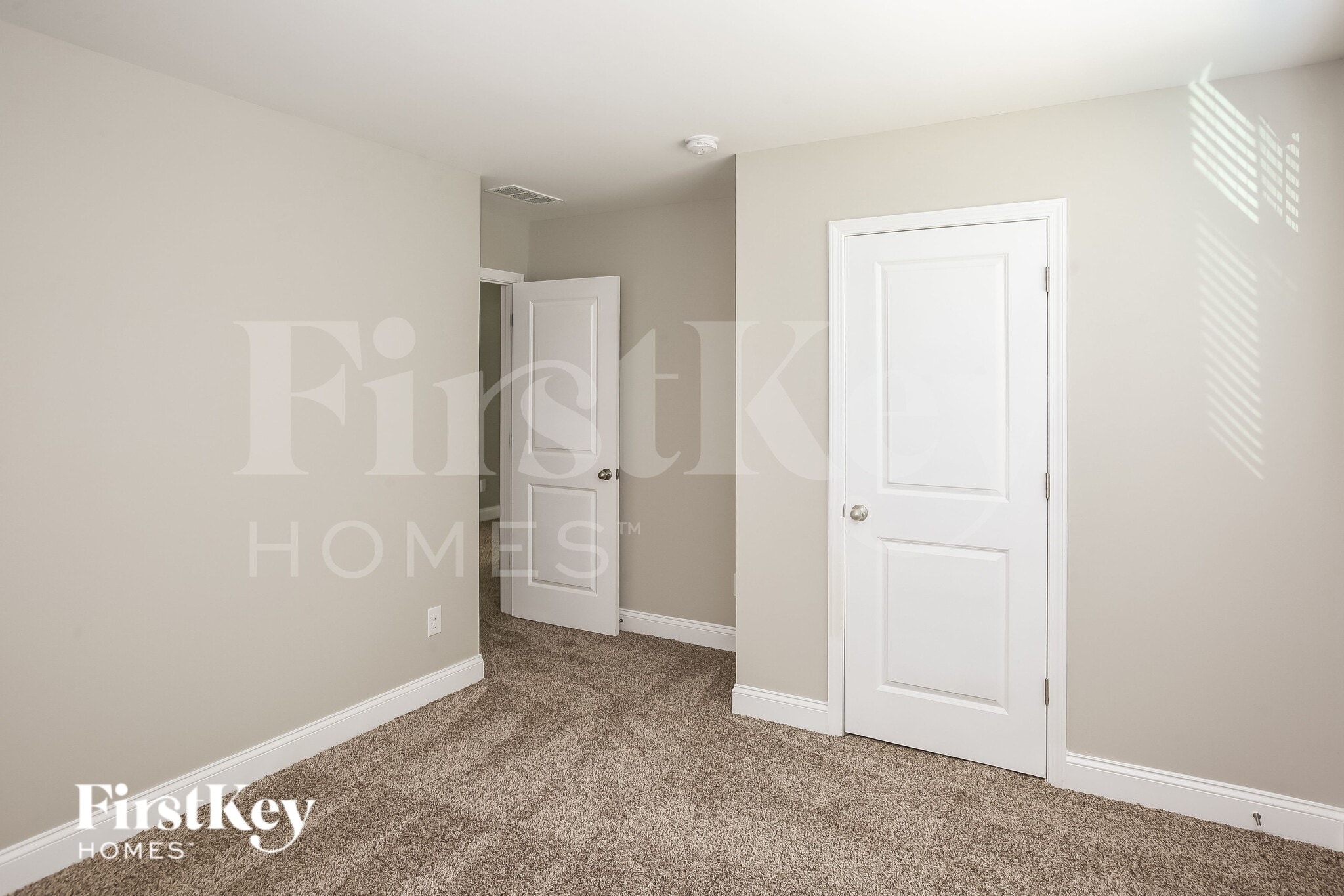 Building Photo - 9520 Blue Knoll Ct
