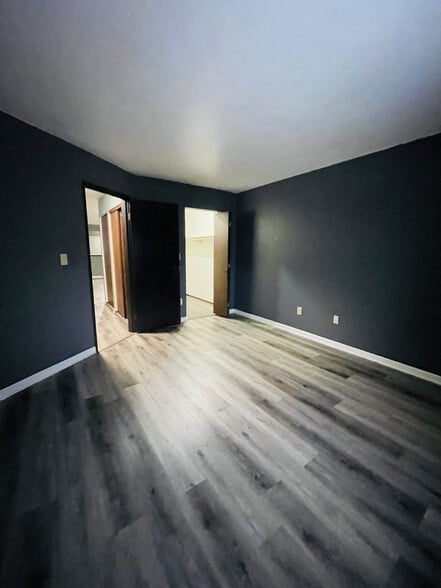 Building Photo - 9088 N 85th St