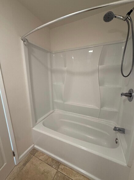 Building Photo - 4712 W 171st St