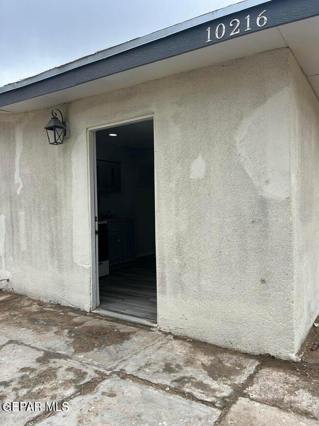 Building Photo - 10216 Celedon Cir