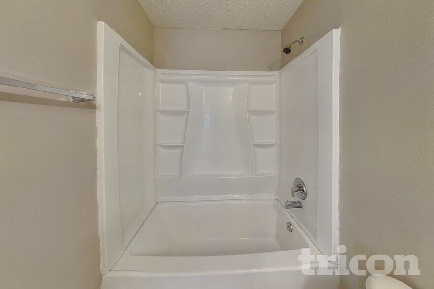 Building Photo - 1104 St Phillips Ct