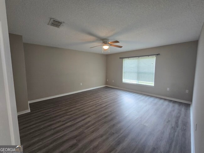 Building Photo - 405 Brooklet Cir