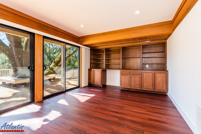 Building Photo - Beautiful Los Gatos Home | Remodeled | Ama...