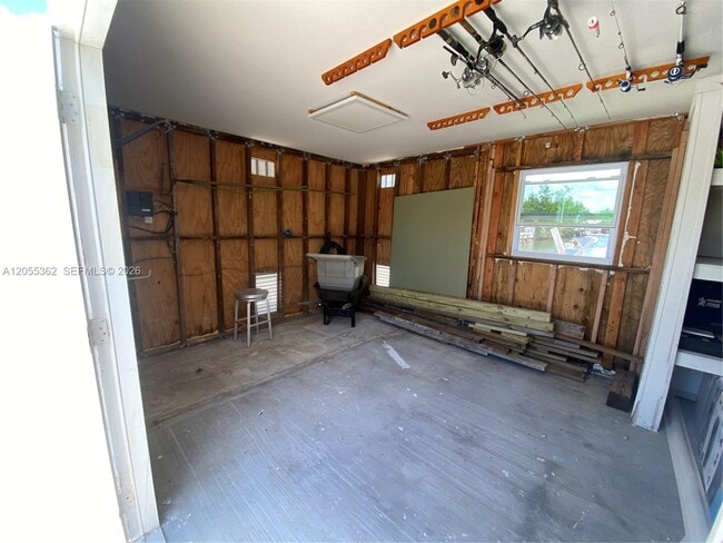 Building Photo - 133 Indies Rd