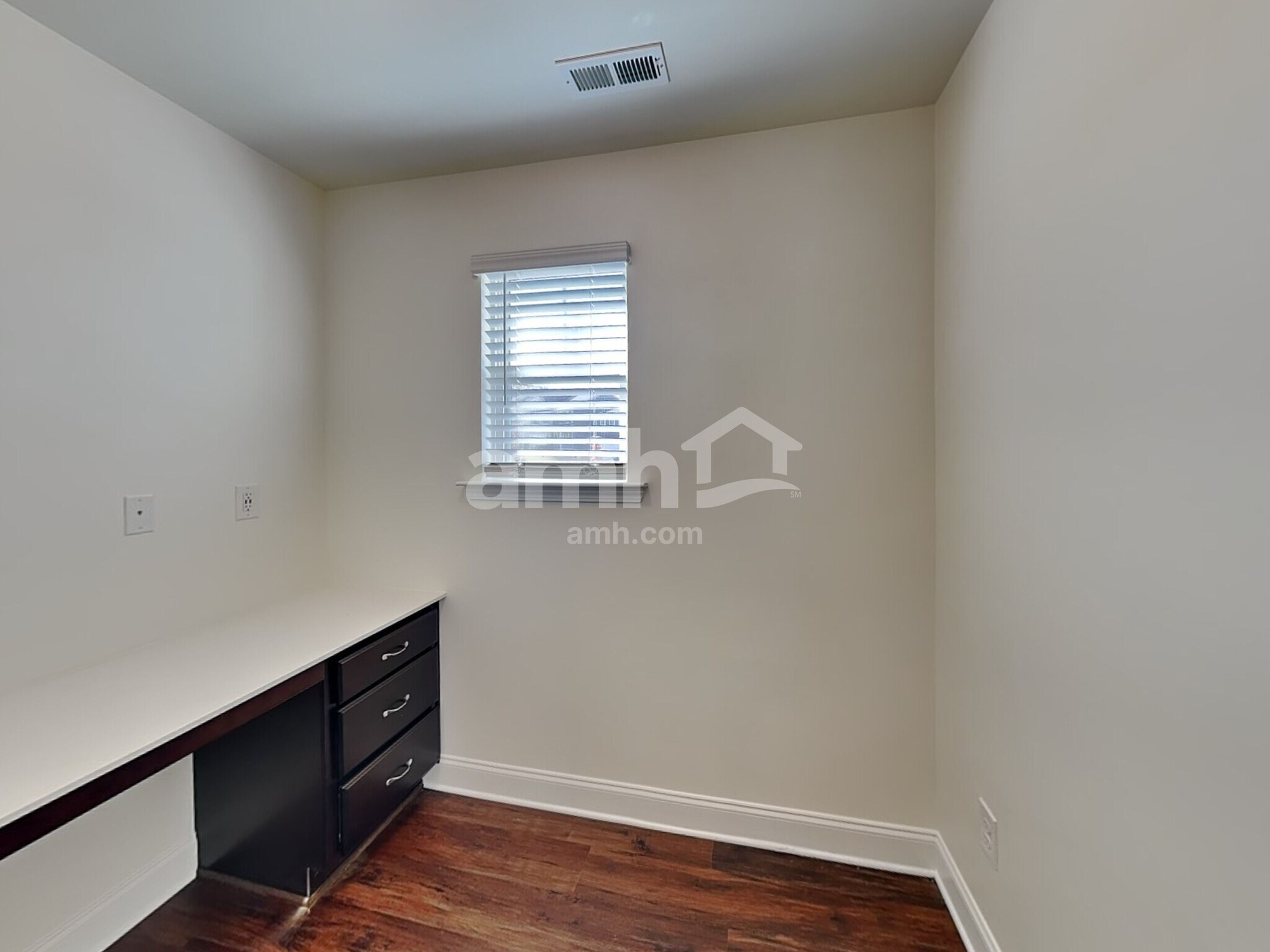 Building Photo - 164 Hazel Pk Dr