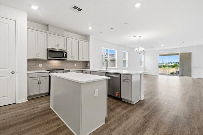 Building Photo - 17049 Haggerty Hollow Dr