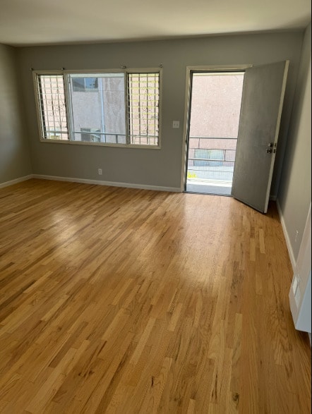 Primary Photo - 1815 Greenfield Ave