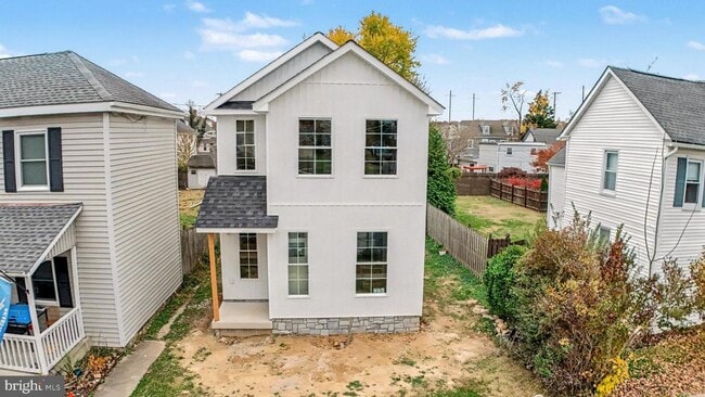 Building Photo - 314 N Stokes St