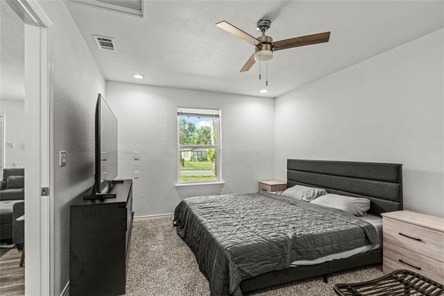 Building Photo - 2315 Housley Dr